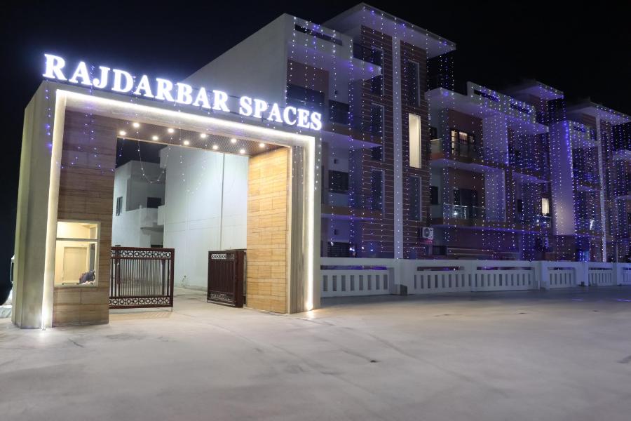 Gallery Photo of 24K Manor